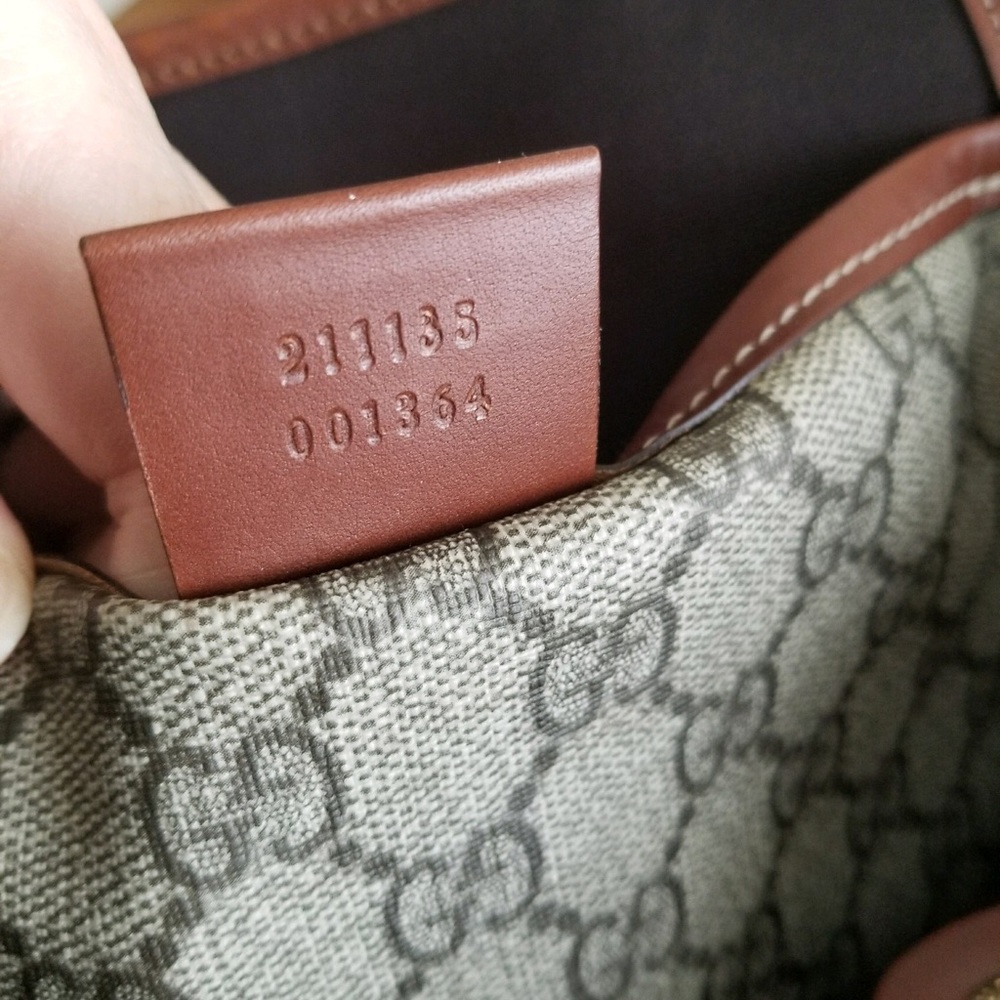 Gucci Signature Logo Web Loop Tote - Picture 6 of 8
